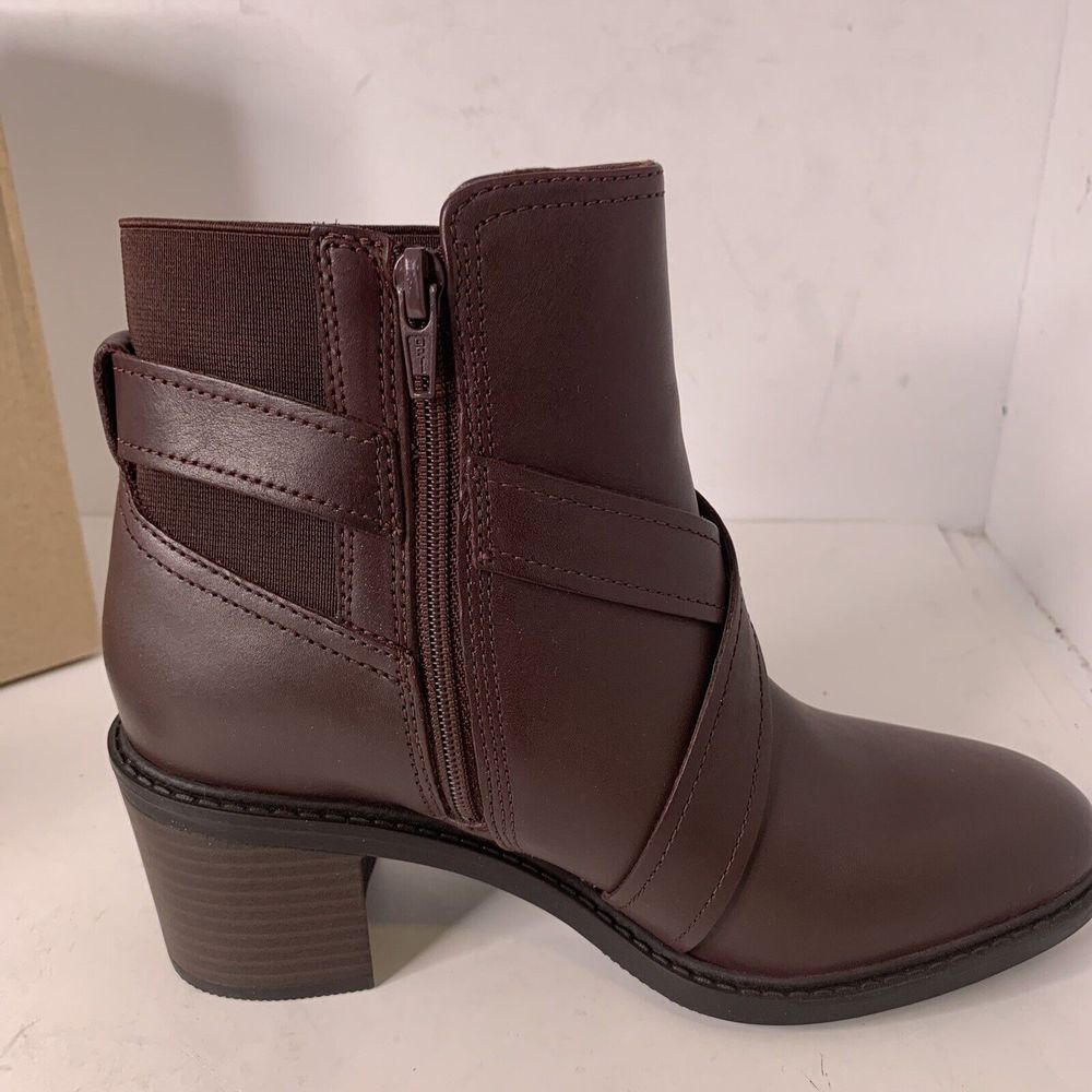 Clarks Women's Scene Strap Burgundy Leather Ankle Boot Size 6.5 M - Picture 3 of 9